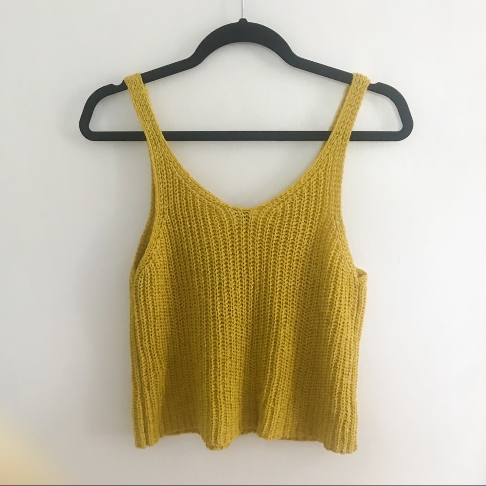 Moon&Madison Knit Tank🌙 - Picture 3 of 3